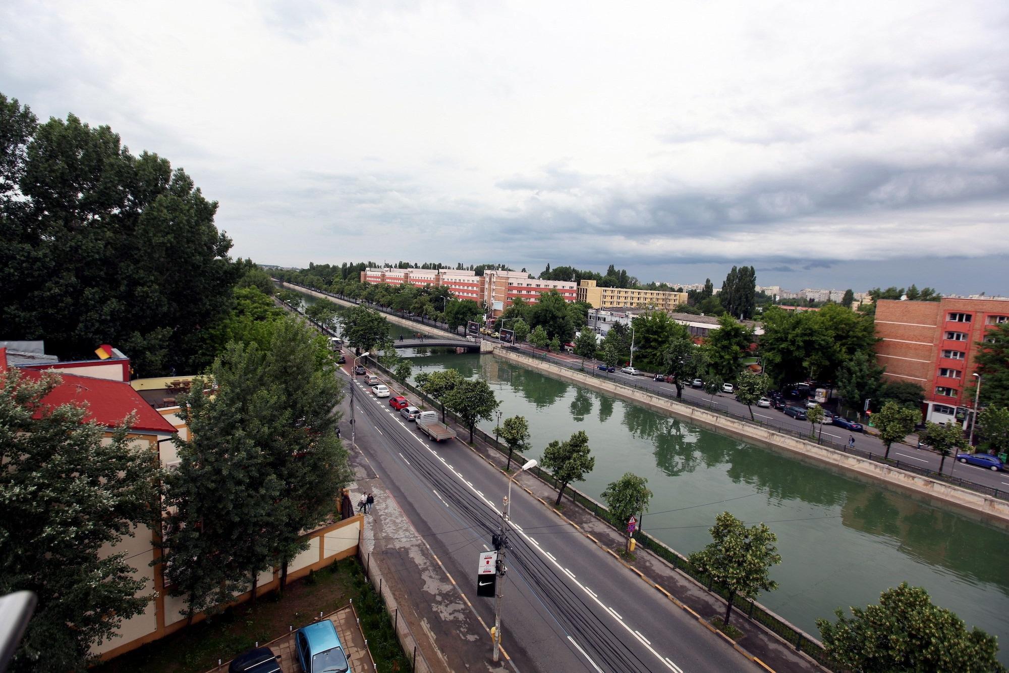 Ambiance Hotel Bucarest Exterior foto